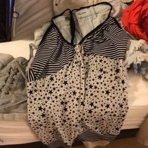 Brand: wet seal size:extra large color: black and white